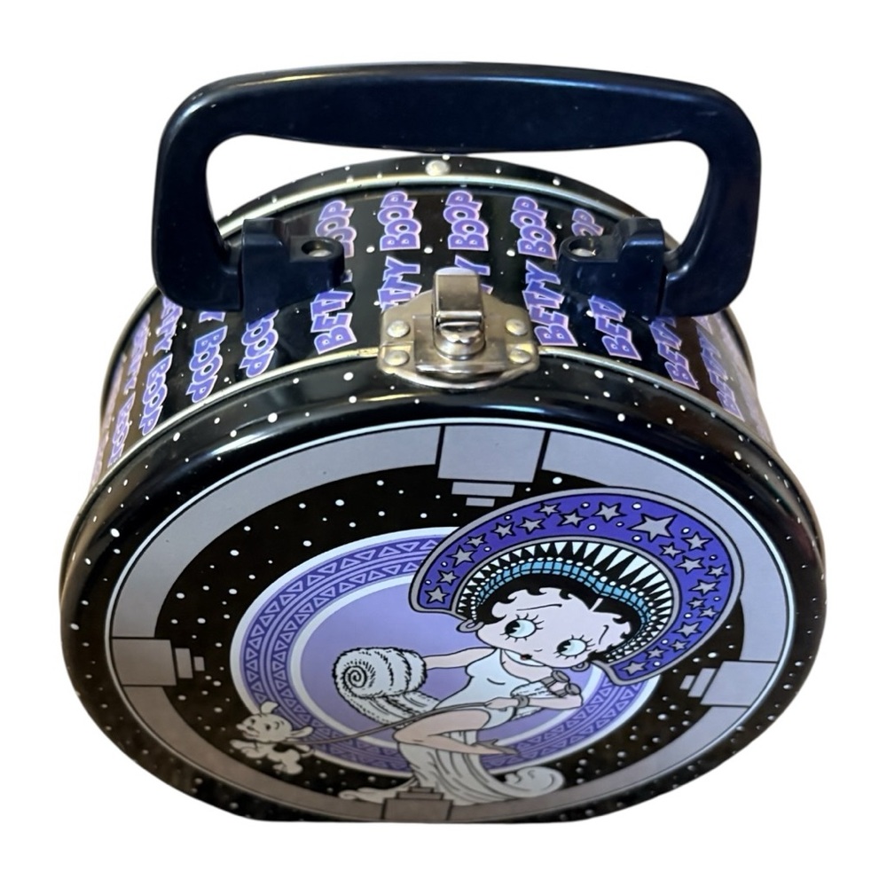 Betty Boop Round Lunchbox/Purse with Handle